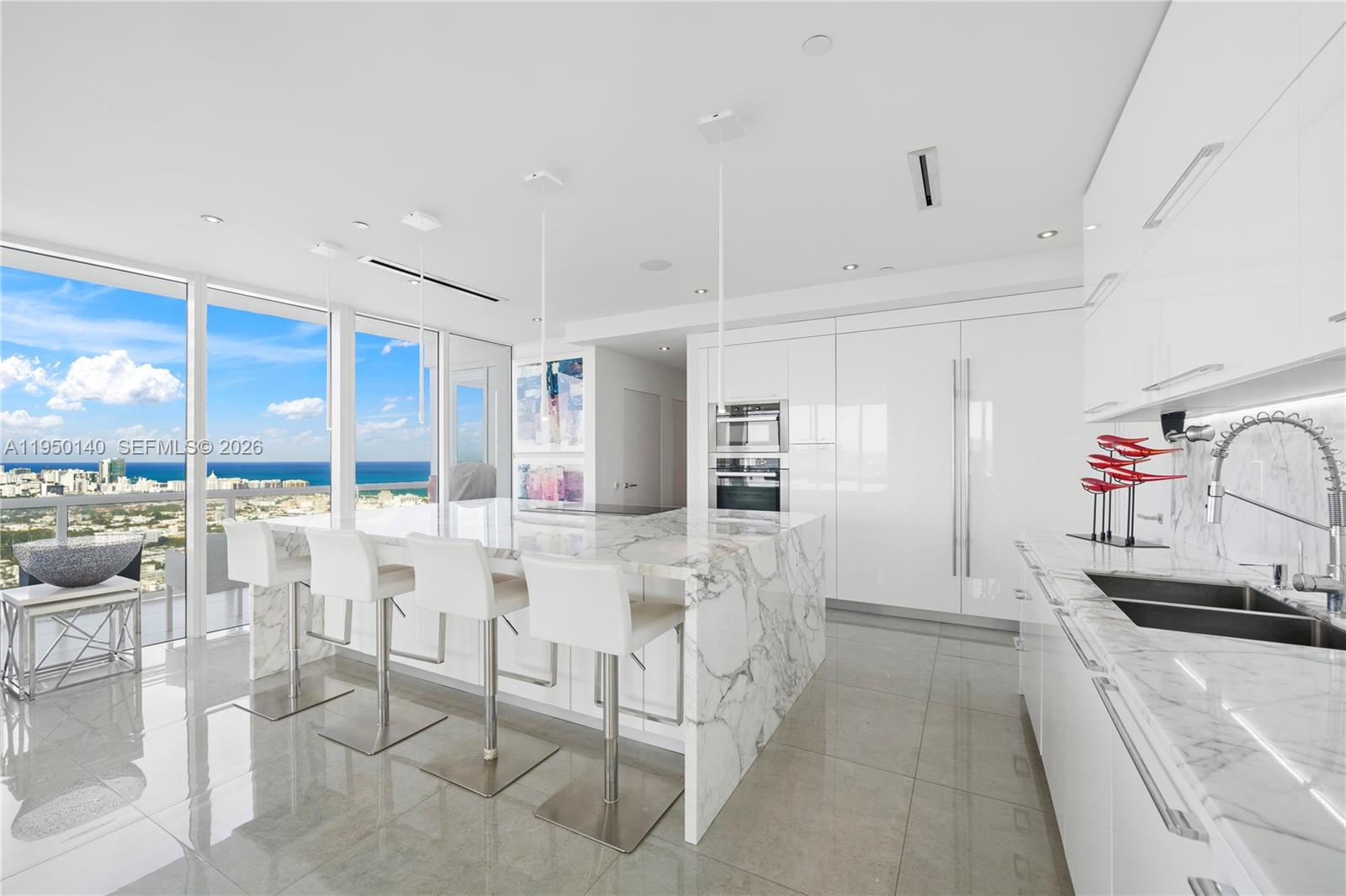 450 Alton Road, Unit PH1 Miami Beach, FL 33139 - Photo 41 of 98