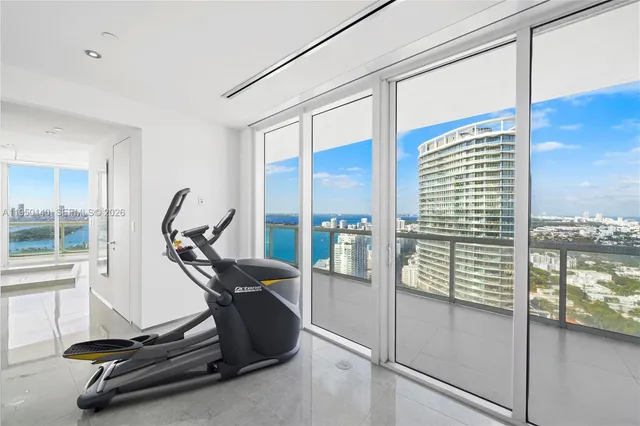 $28,900,000 | 450 Alton Road, Unit PH1, Miami Beach, FL 33139