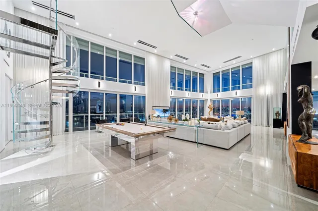 $28,900,000 | 450 Alton Road, Unit PH1, Miami Beach, FL 33139