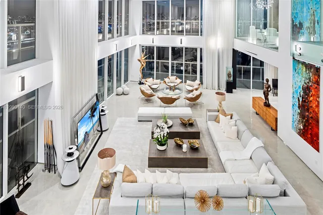 $28,900,000 | 450 Alton Road, Unit PH1, Miami Beach, FL 33139