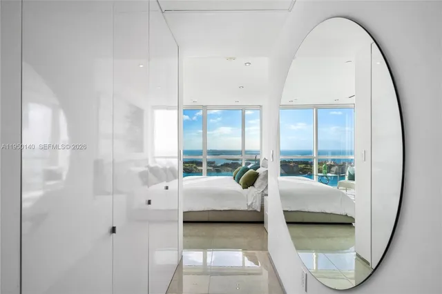 $28,900,000 | 450 Alton Road, Unit PH1, Miami Beach, FL 33139