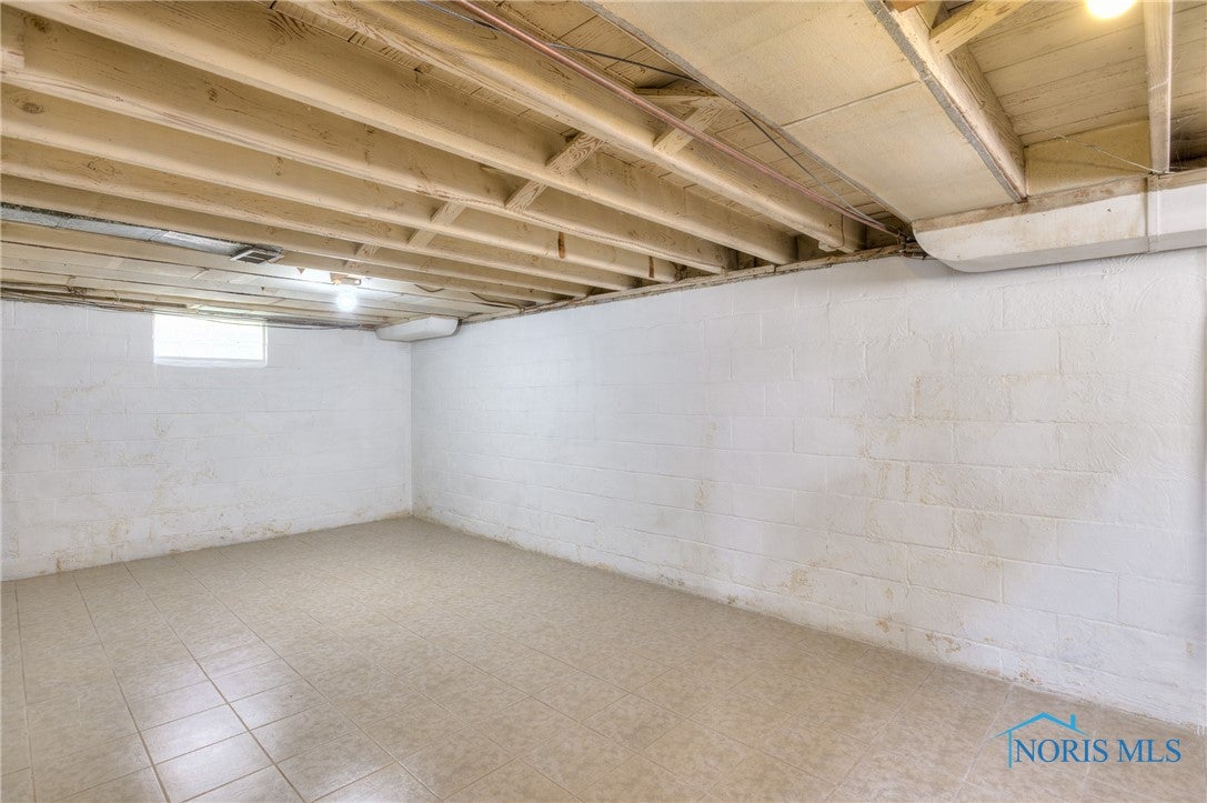 3319 Aldringham Road Toledo, OH 43606 - Photo 17 of 19 Basement