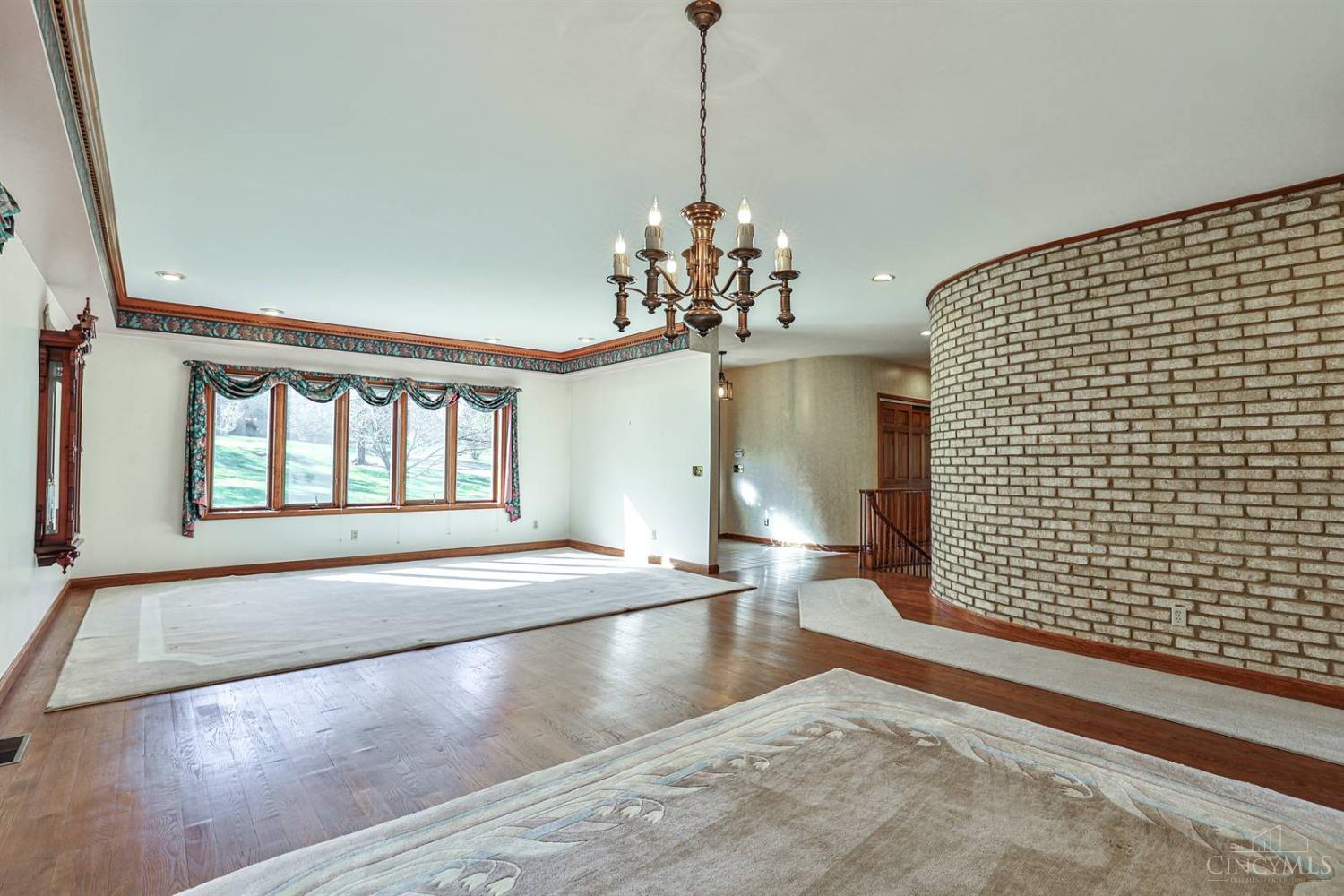 4570 Hanley Road Cincinnati, OH 45247 - Photo 15 of 71 Gallery Image 15