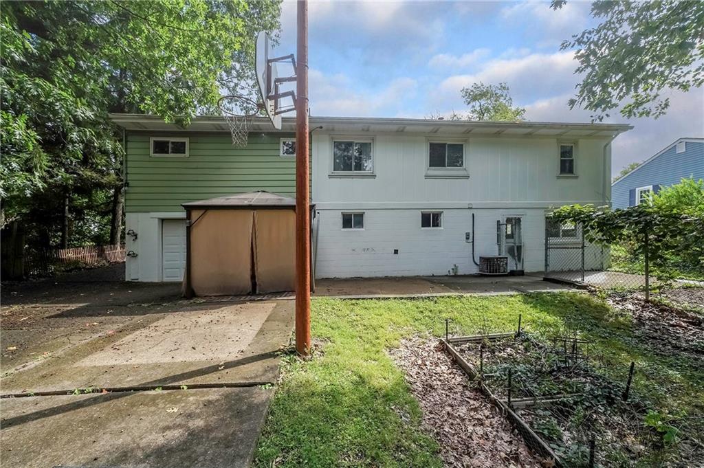 1073 Crest Drive Crescent, PA 15046 - Photo 29 of 33 a front view of house with a garden