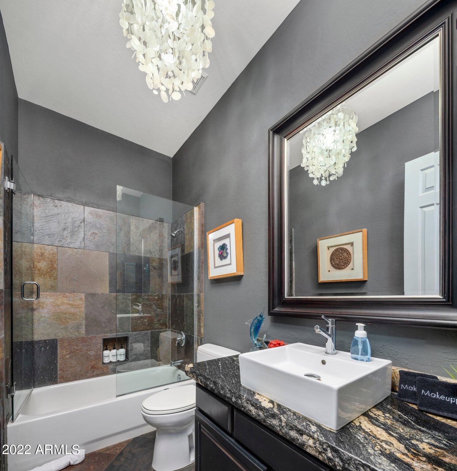 5222 East Hashknife Road Phoenix, AZ 85054 - Photo 36 of 52 2nd Bathroom