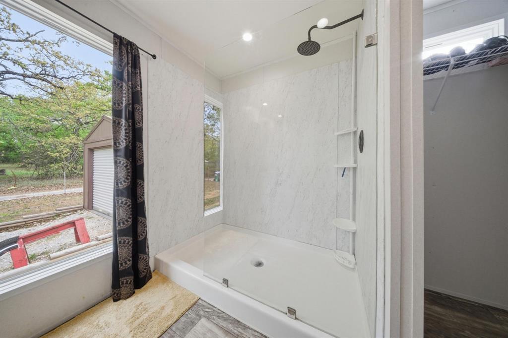 7334 West Line Road Collinsville, TX 76233 - Photo 7 of 20