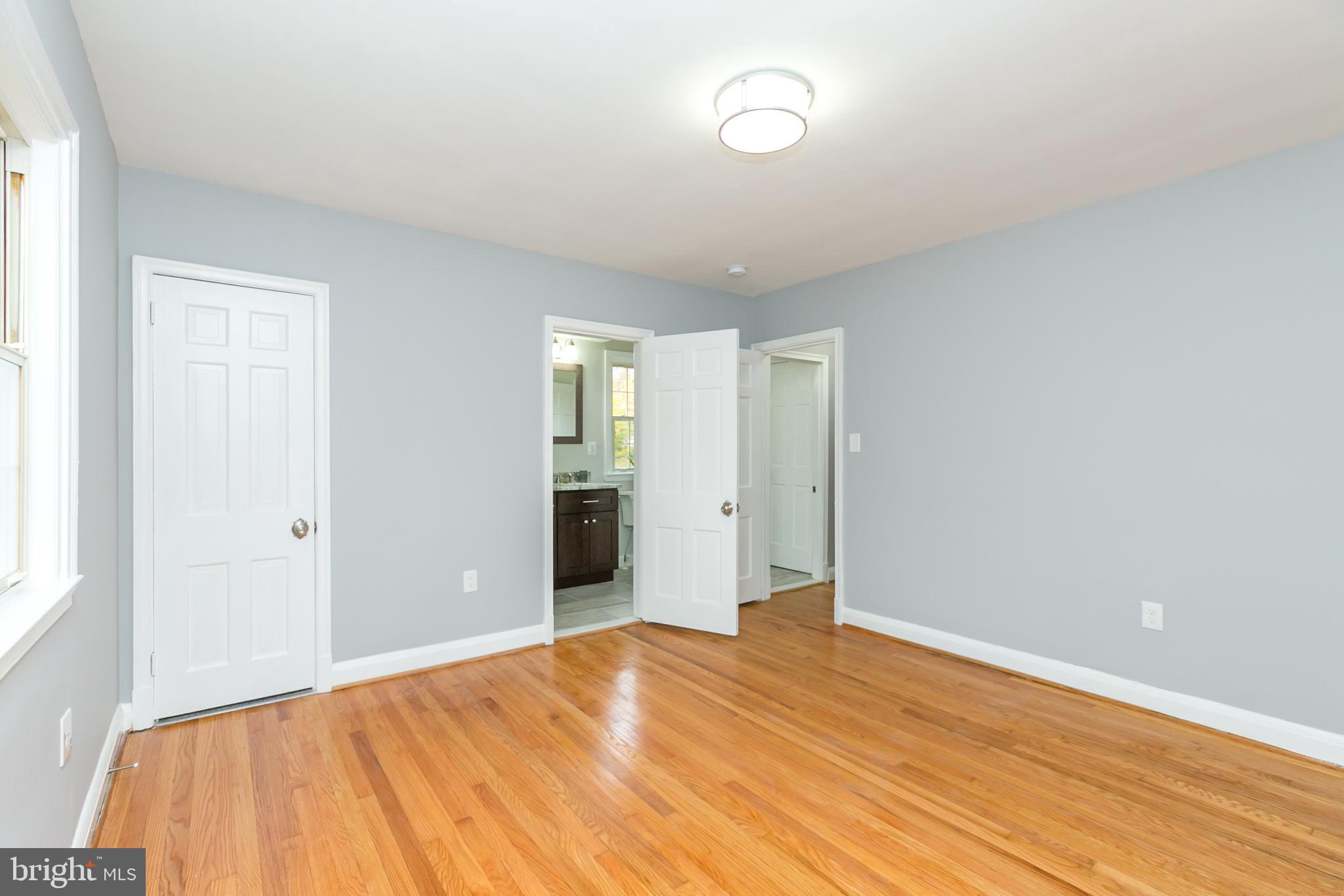 706 Kingston Road Baltimore, MD 21212 - Photo 22 of 39 Bedroom 2 upper level