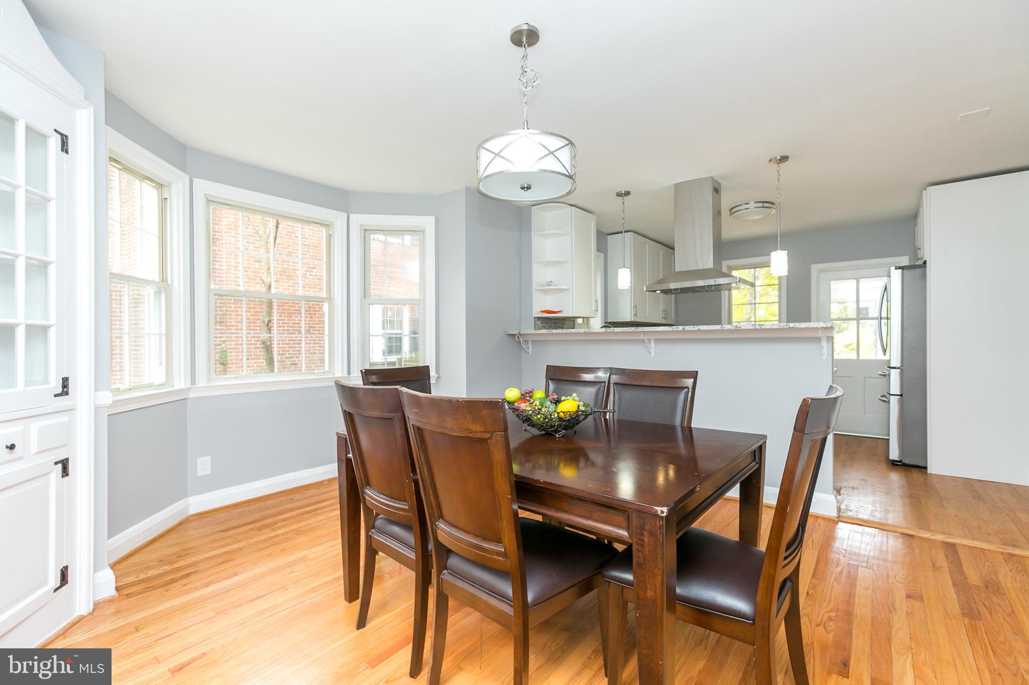 706 Kingston Road Baltimore, MD 21212 - Photo 8 of 39 Dining room with built in china cabinet