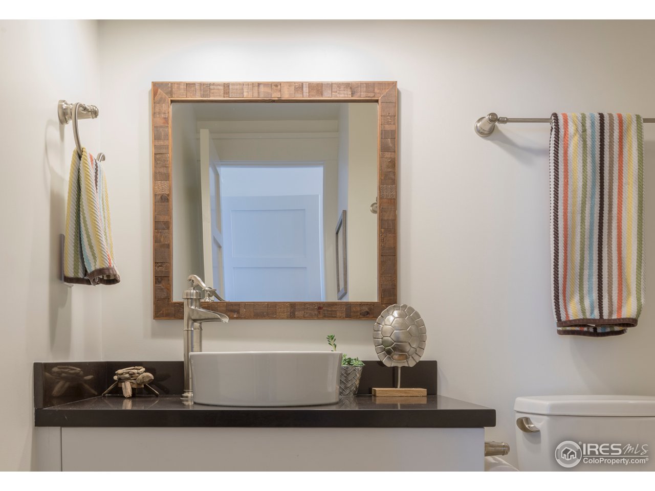 815 Forest Avenue Boulder, CO 80304 - Photo 27 of 34 Upper West Bath 2