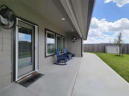 $319,999 | 9319 Pavonia Fawn Drive, Baytown, TX 77521