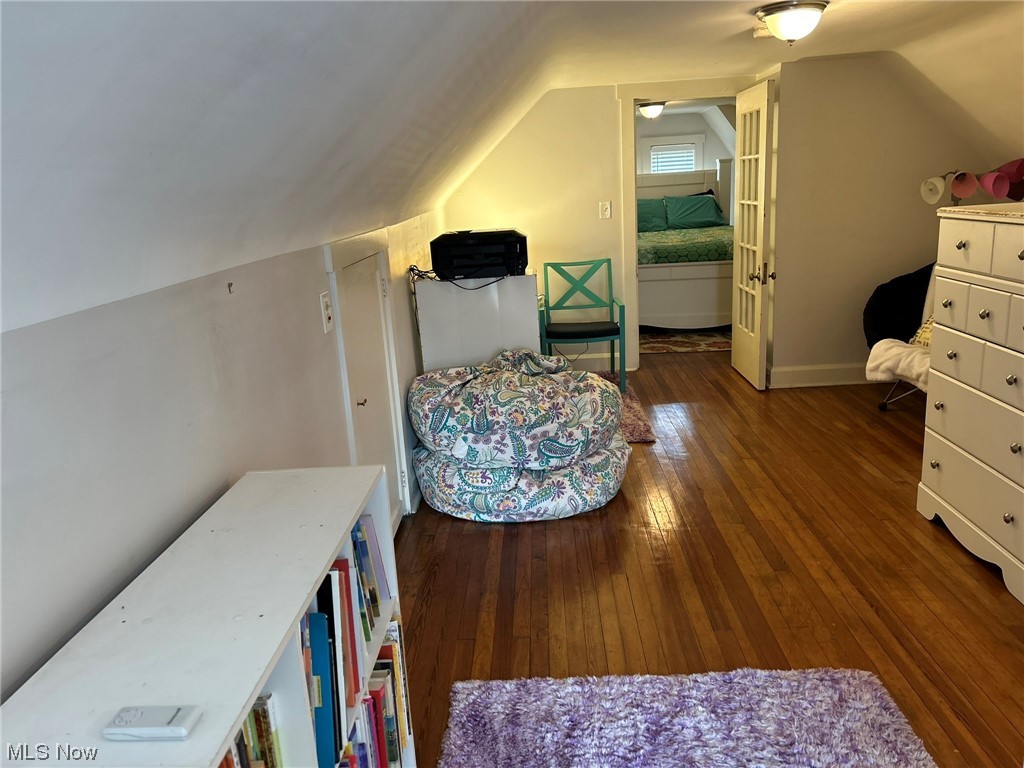 16010 Chadbourne Road Cleveland, OH 44120 - Photo 20 of 33