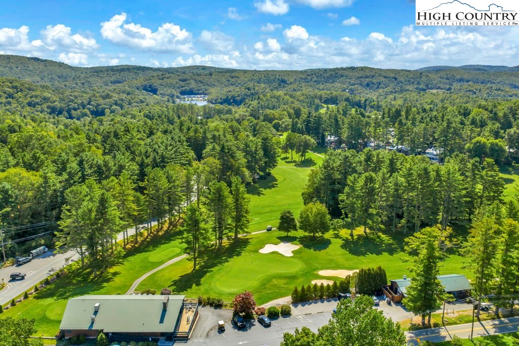 254 River Road Newland, NC 28657 - Photo 10 of 17