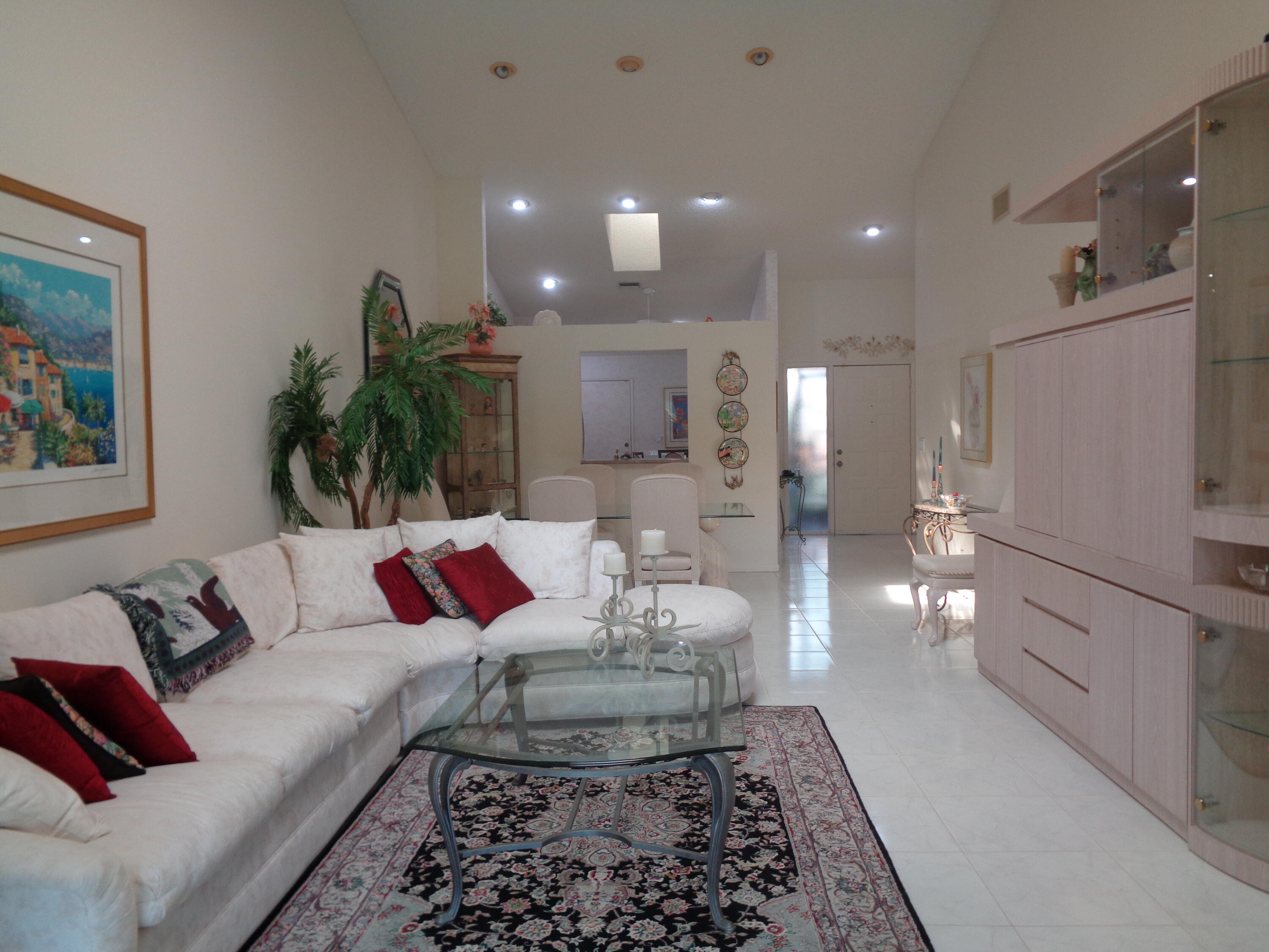 8159 Springlake Drive, Unit A Boca Raton, FL 33496 - Photo 9 of 44 Living Room