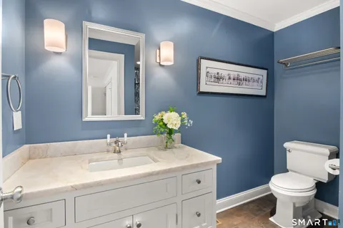 $2,695,000 | 19 Circle Road, Darien, CT 06820