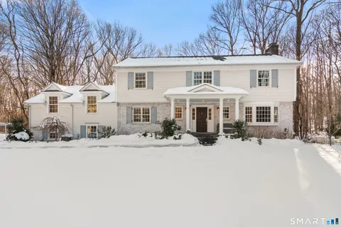 $2,695,000 | 19 Circle Road, Darien, CT 06820