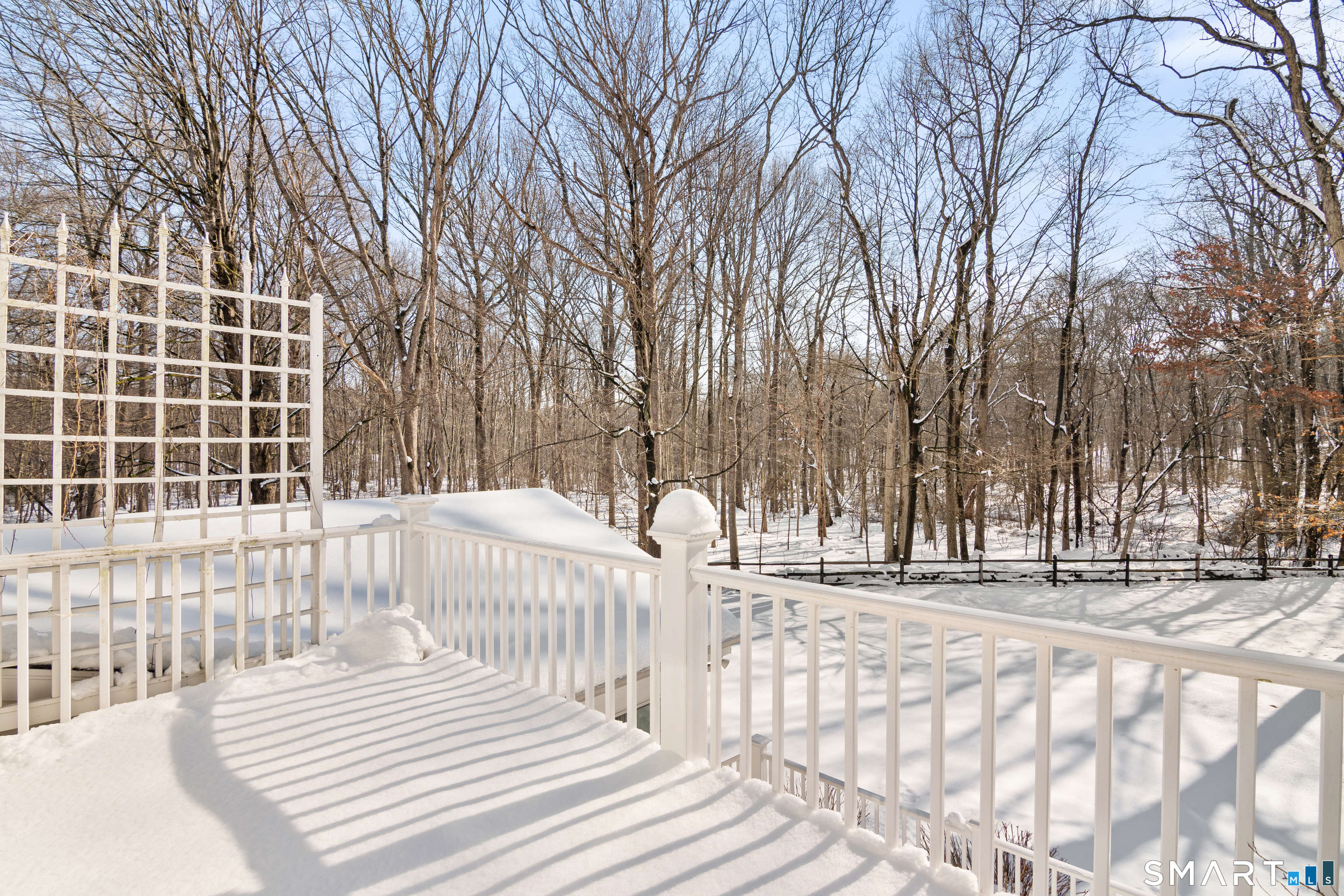 19 Circle Road Darien, CT 06820 - Photo 24 of 37