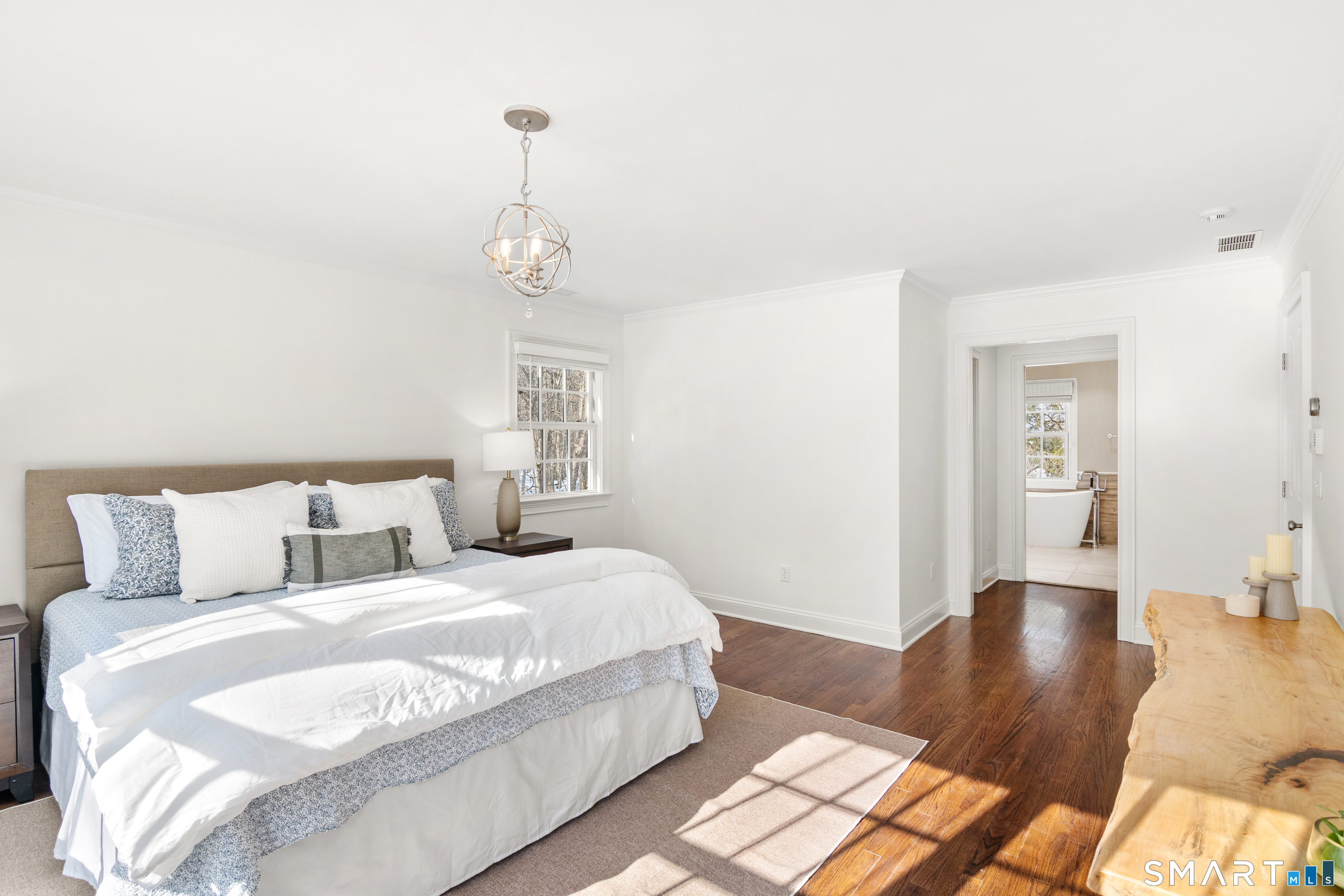 19 Circle Road Darien, CT 06820 - Photo 25 of 37