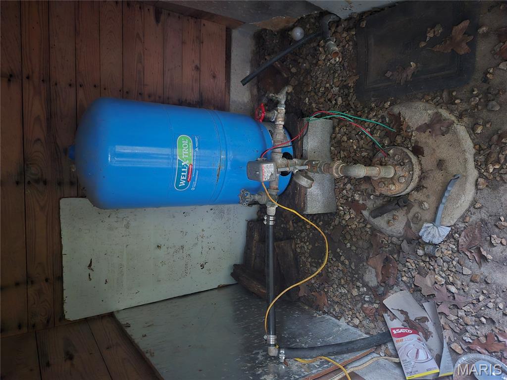 10021 Lark Road Potosi, MO 63664 - Photo 13 of 21