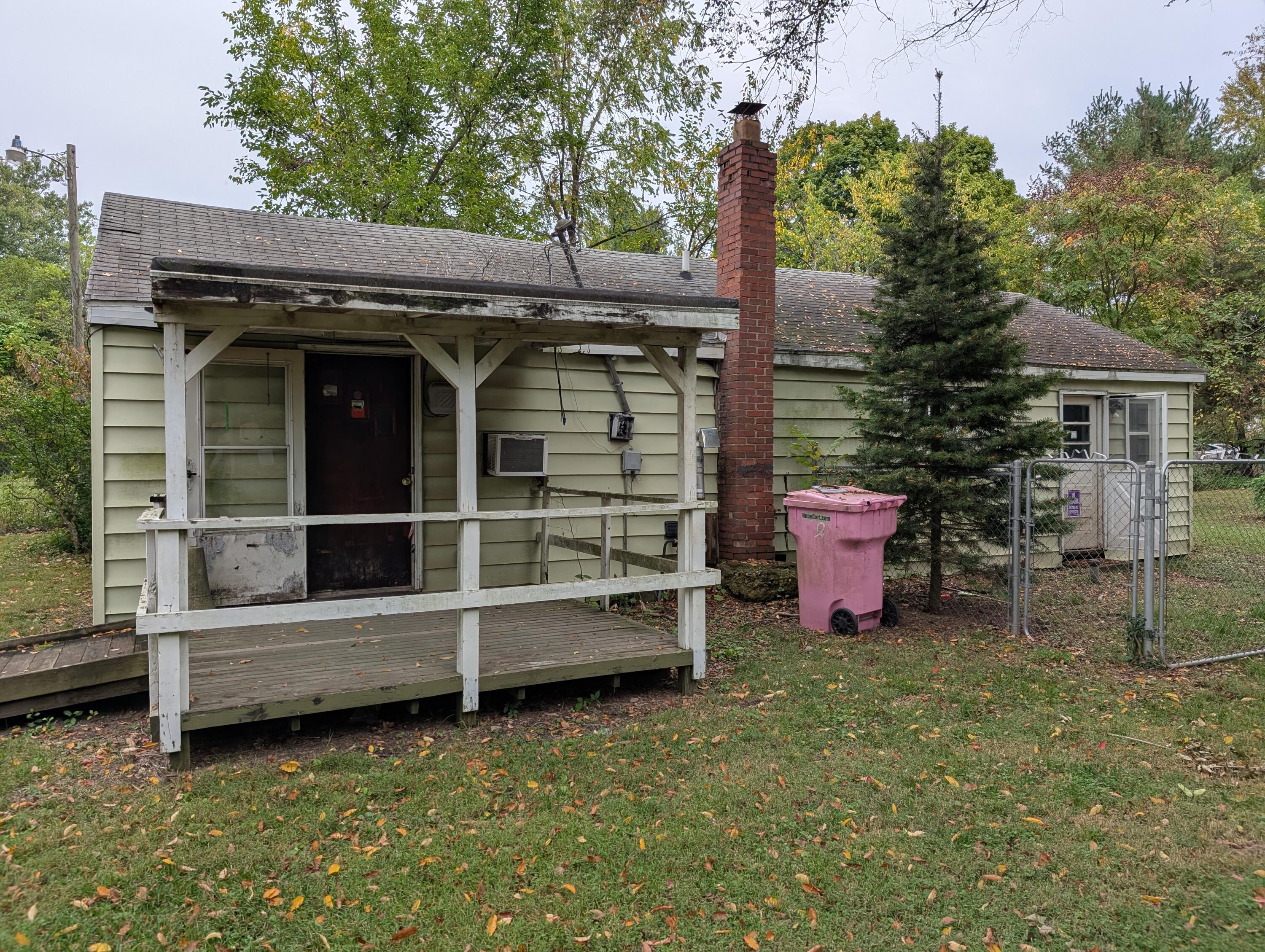 PXL_20250923_212057159