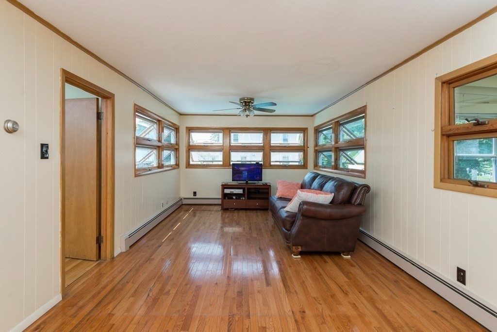 33 Hillcrest Road Braintree, MA 02184 - Photo 18 of 37 Gallery Image 18