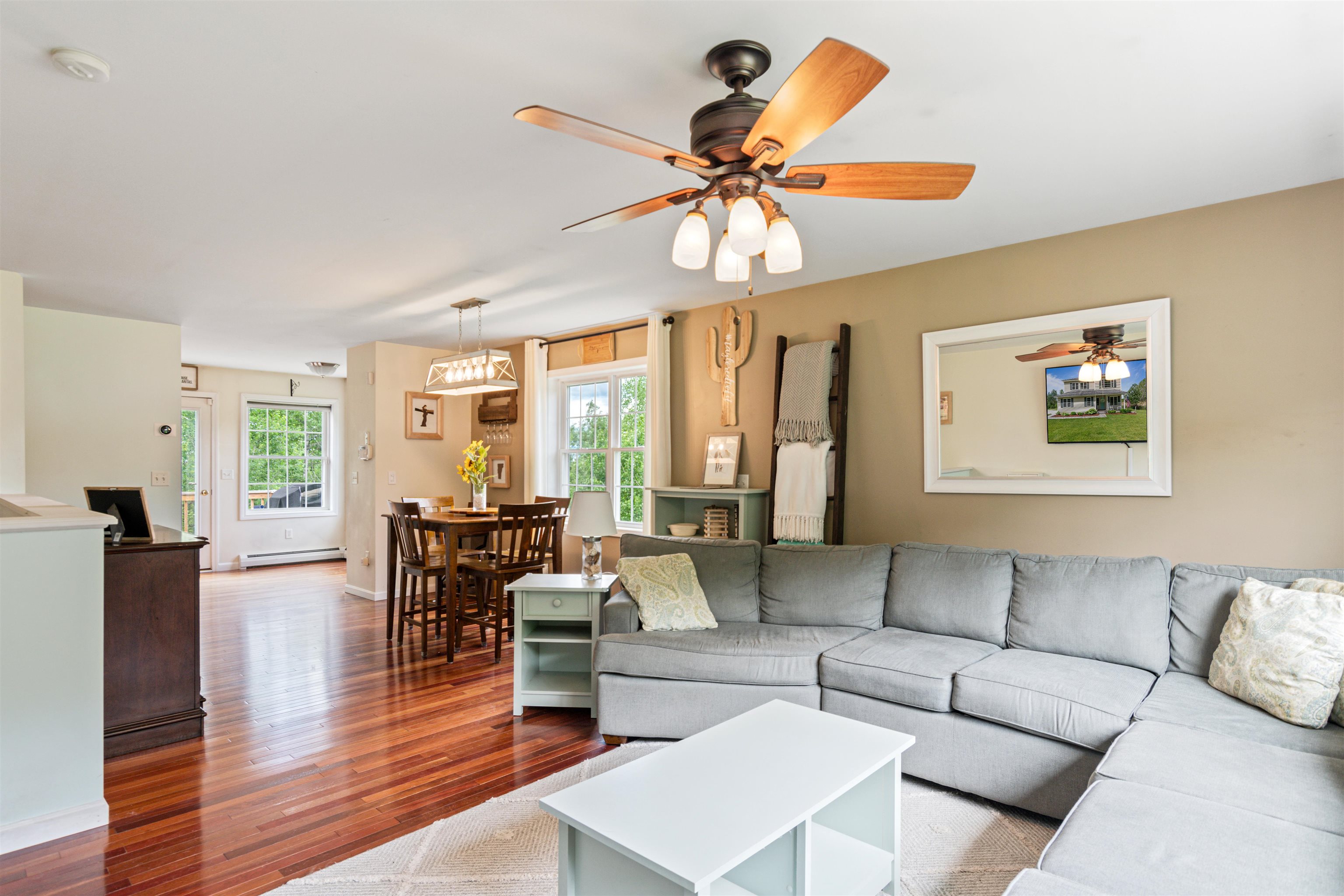 376 St Albans Road Swanton, VT 05488 - Photo 4 of 40