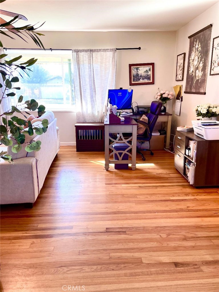 1640 Celeste Court Merced, CA 95341 - Photo 5 of 19 a living room with furniture and a window