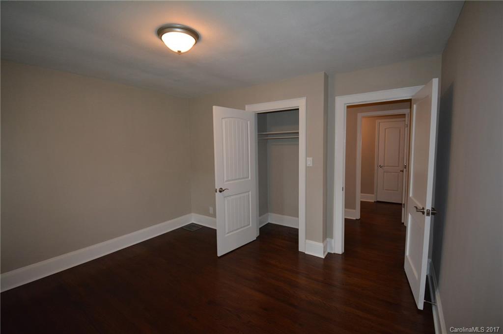 7704 Reames Road Charlotte, NC 28216 - Photo 17 of 24 Gallery Image 17