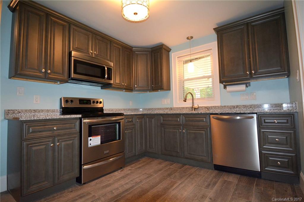 7704 Reames Road Charlotte, NC 28216 - Photo 8 of 24 Gallery Image 8