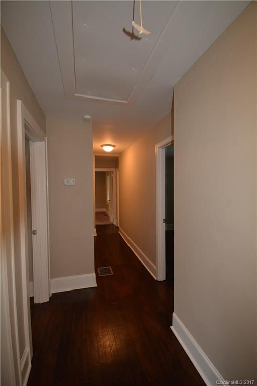 7704 Reames Road Charlotte, NC 28216 - Photo 9 of 24 Gallery Image 9