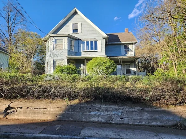 $219,900 | 156 Grattan Street, Chicopee, MA 01020