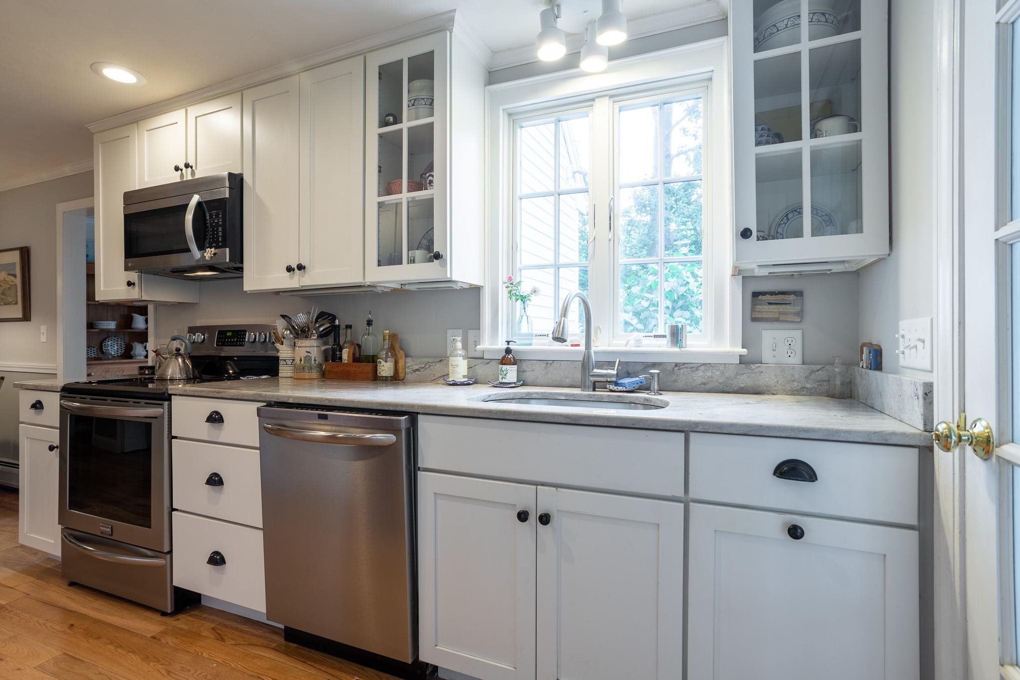 17 Randall Street Hampton, NH 03842 - Photo 6 of 38