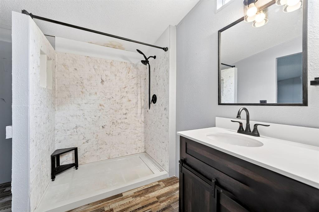929 West Sterrett Road Waxahachie, TX 75167 - Photo 23 of 40