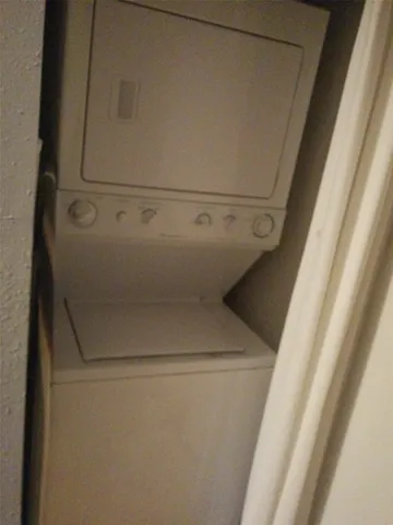 $1,395 | 2708 South 1st Street, Unit 106, Austin, TX 78704