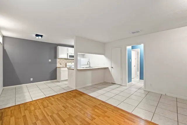 $1,395 | 2708 South 1st Street, Unit 106, Austin, TX 78704