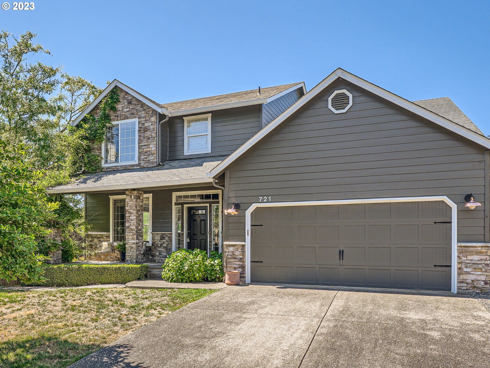 721 Northeast 40th Circle Camas, WA 98607 - Photo 2 of 29 Gallery Image 2