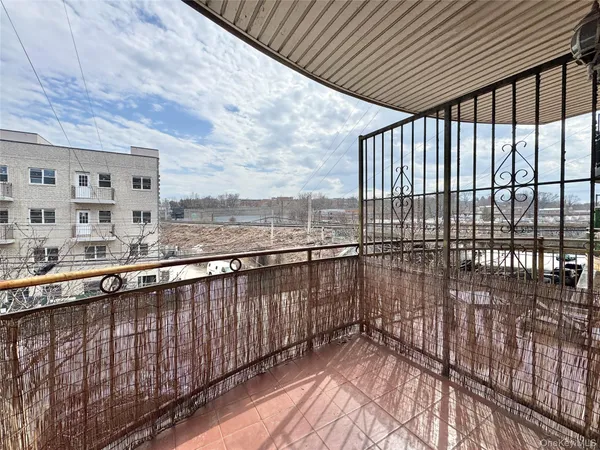 $1,750 | 8505 A 57th Avenue, Unit 3F | Nassau Heights