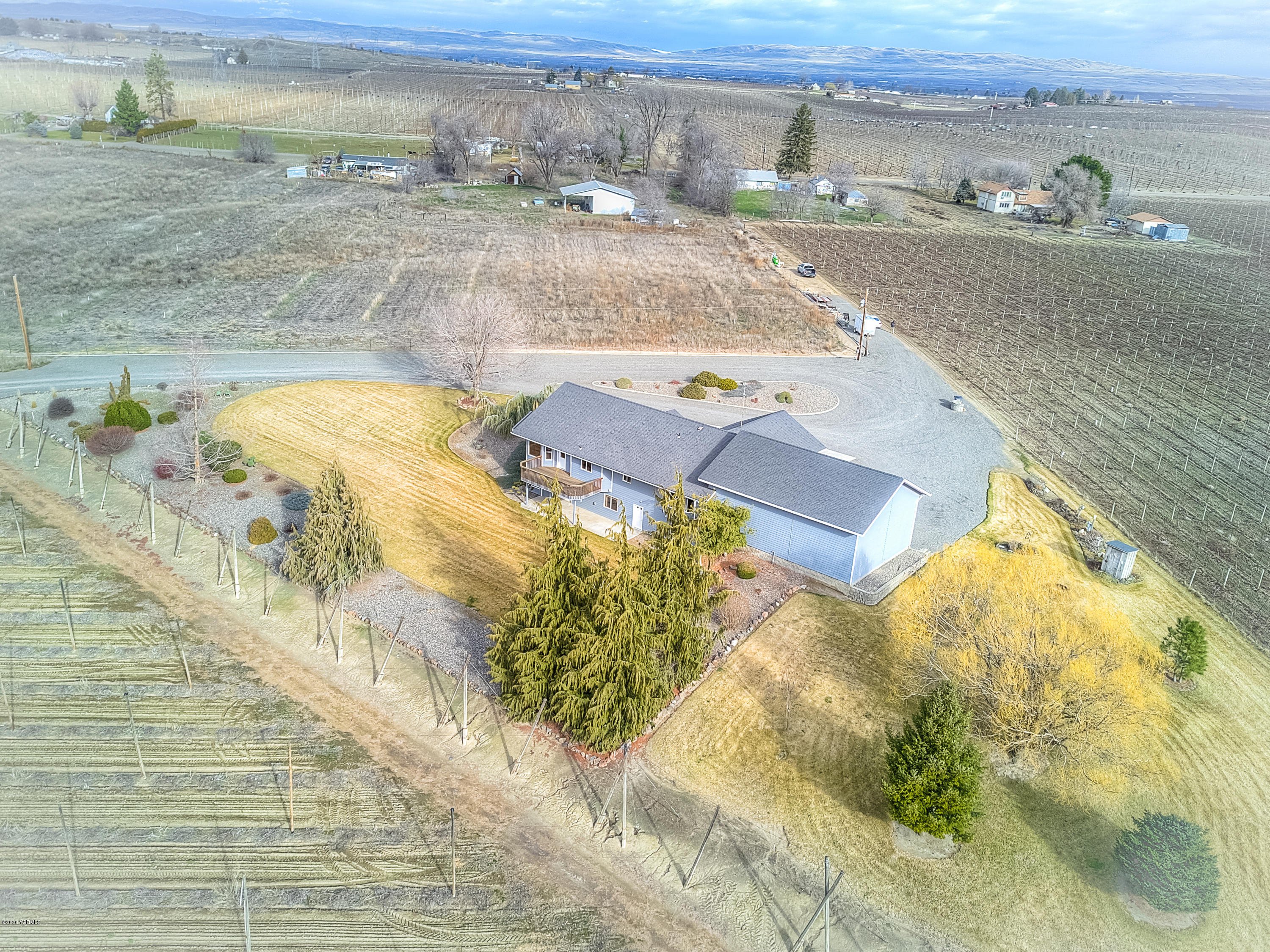 630 Belma Road Grandview, WA 98930 - Photo 57 of 71 a view of a lake view