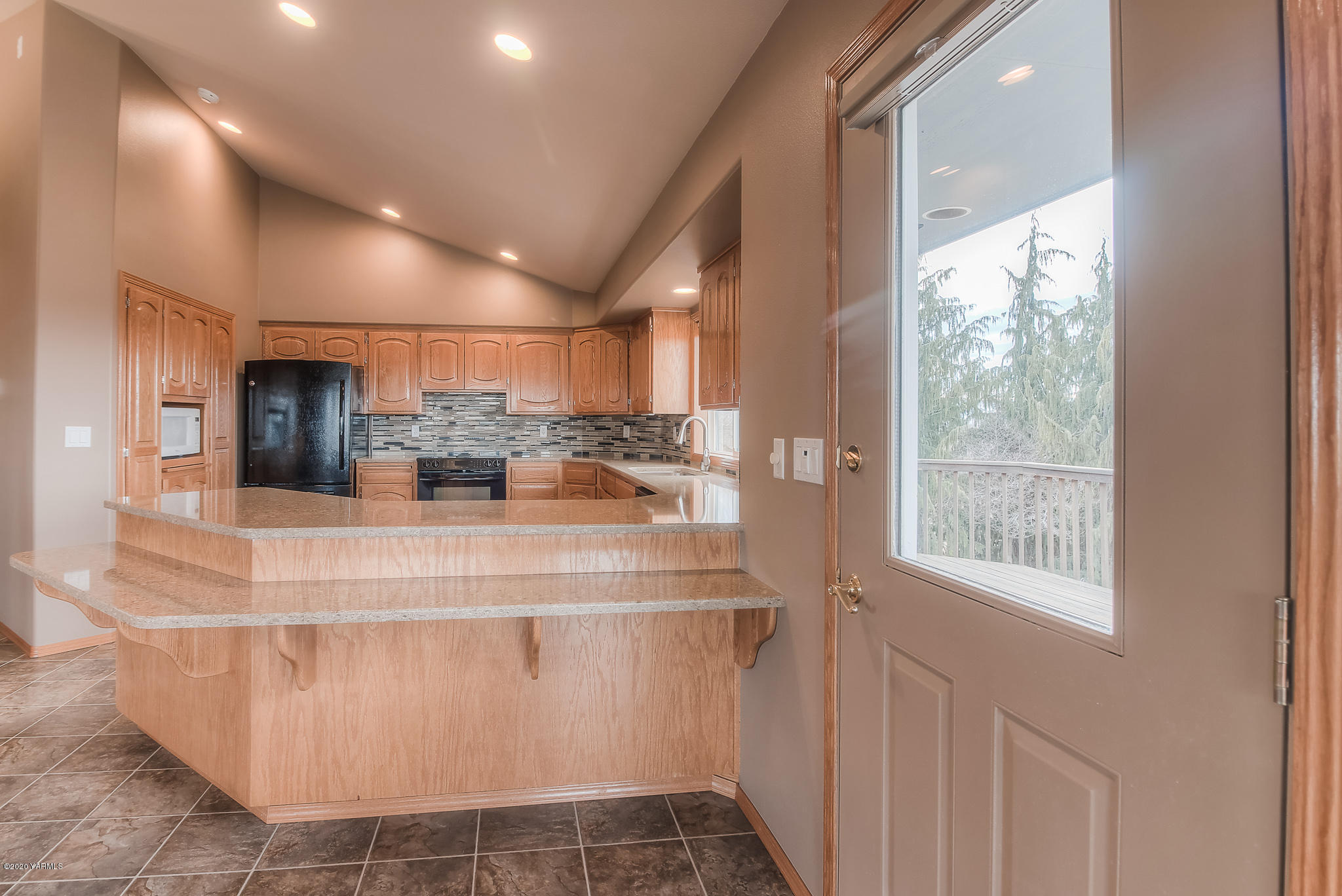 630 Belma Road Grandview, WA 98930 - Photo 10 of 71 39