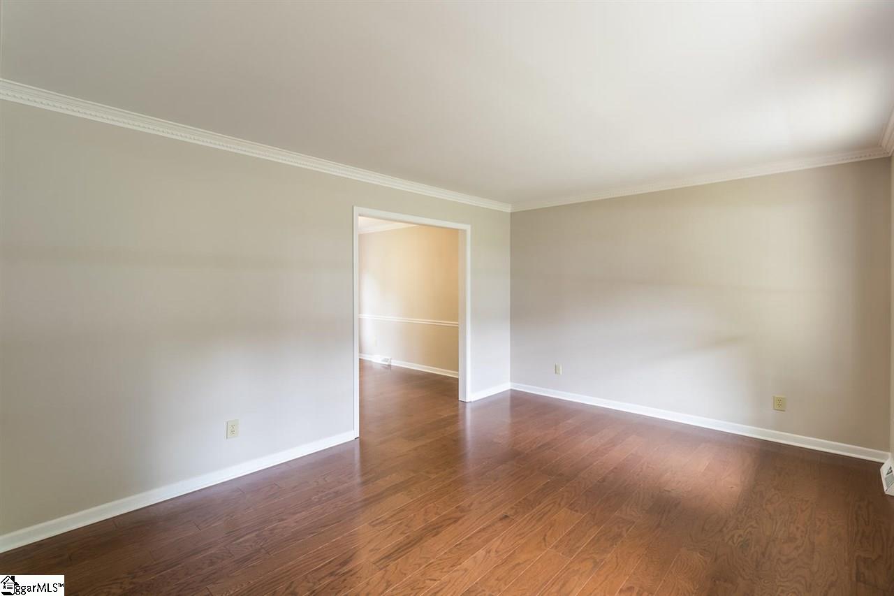 519 Windward Way Greer, SC 29650 - Photo 2 of 28 Gallery Image 2