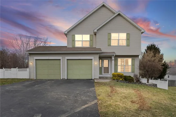 $249,900 | 12 Cashmere Court, Irondequoit, NY 14609