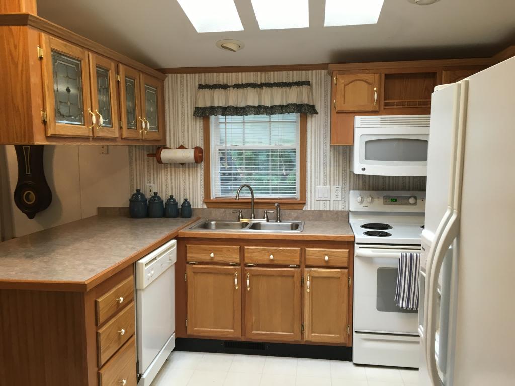 14 South Fuchsia Drive Rochester, NH 03867 - Photo 8 of 27