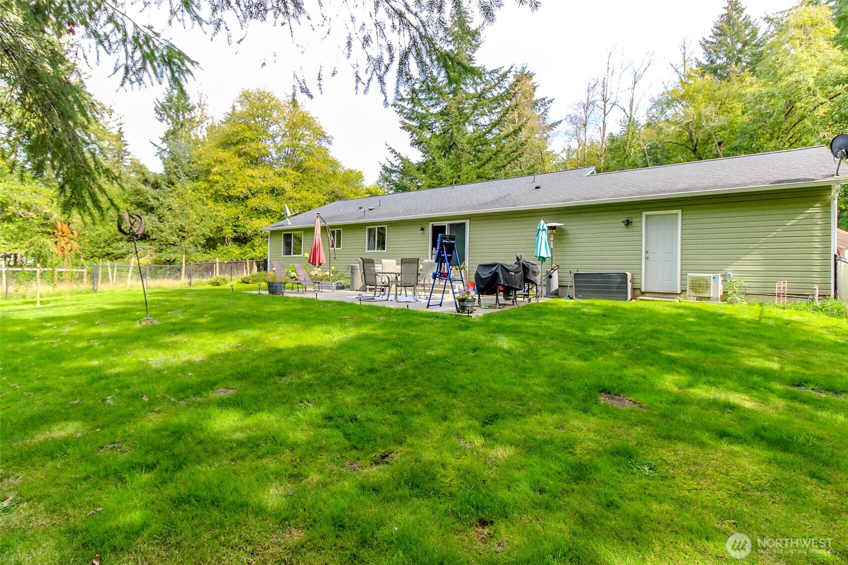 2924 Sapp Road Southwest Tumwater, WA 98512 - Photo 9 of 35 Gallery Image 9