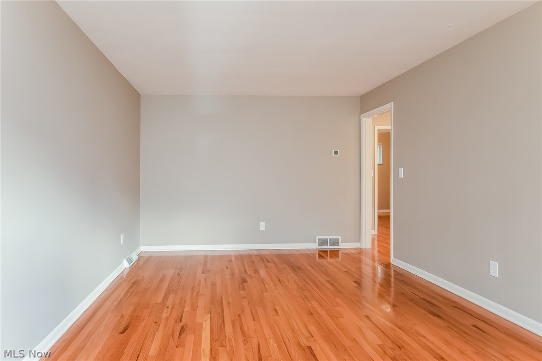 15114 Triskett Road Cleveland, OH 44111 - Photo 20 of 39