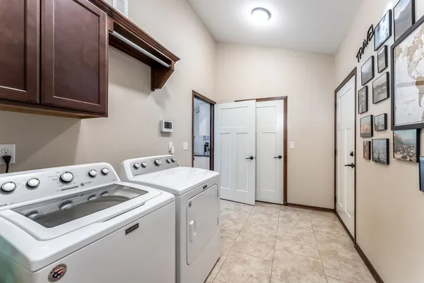 $392,500 | 1362 Lookout Circle, Derby, KS 67037