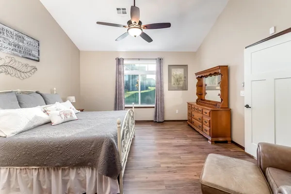 $392,500 | 1362 Lookout Circle, Derby, KS 67037