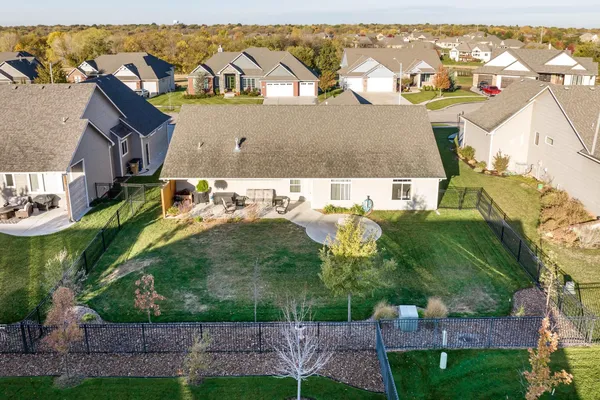 $392,500 | 1362 Lookout Circle, Derby, KS 67037