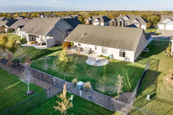 $392,500 | 1362 Lookout Circle, Derby, KS 67037