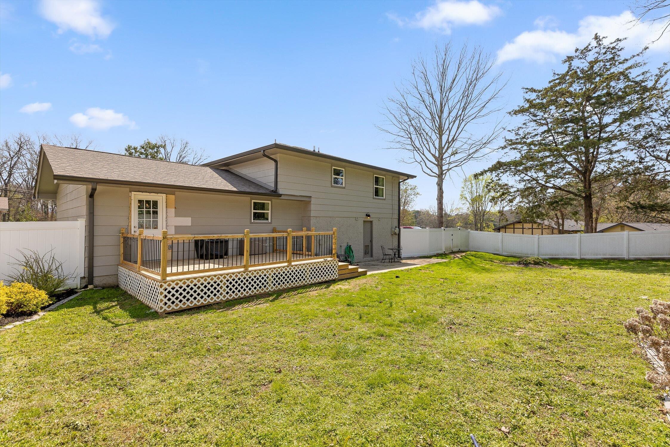 109 Rolling Ridge Drive Chattanooga, TN 37421 - Photo 5 of 24 32-Rolling Ridge-32