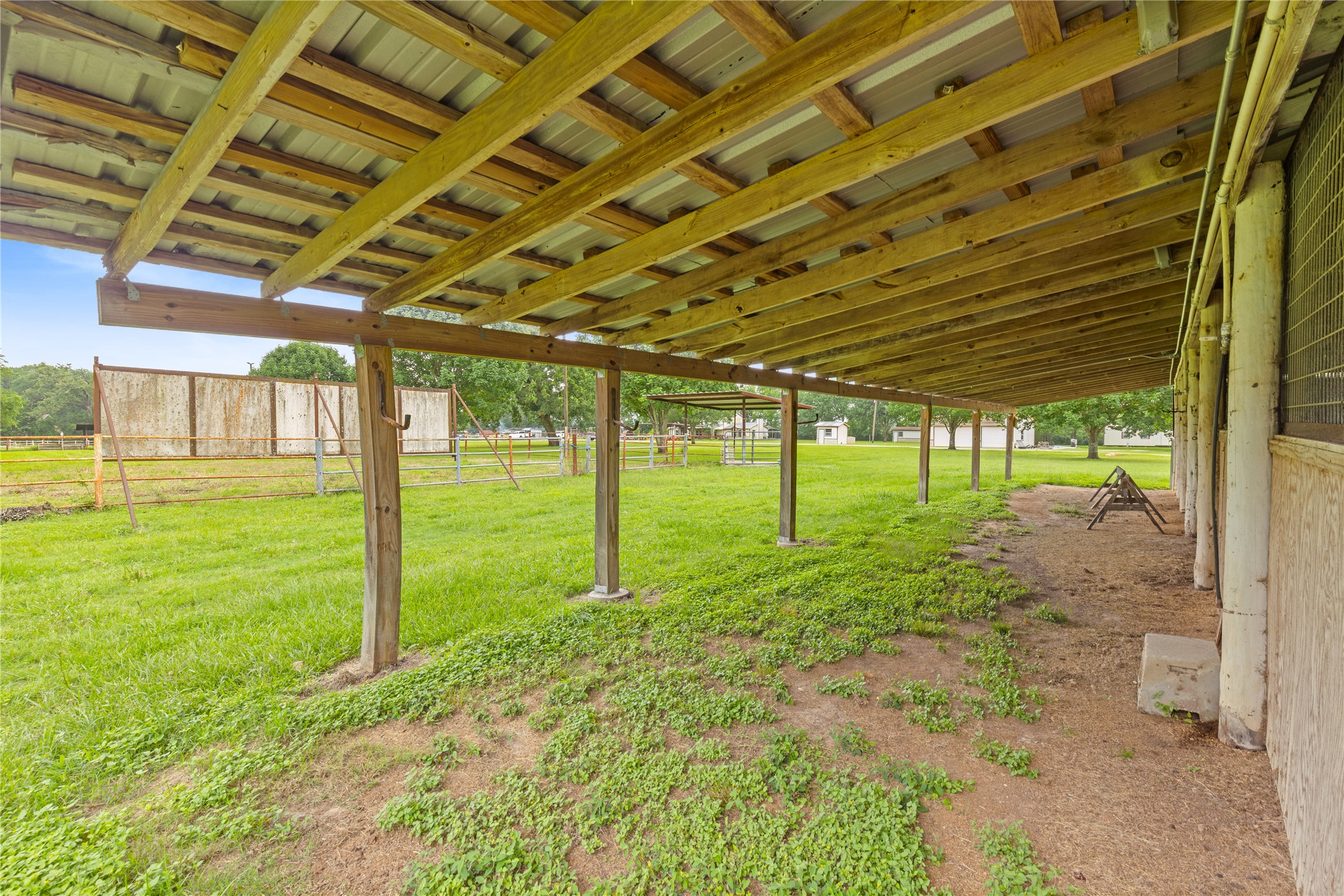 12043 Anderson Road Willis, TX 77318 - Photo 9 of 23