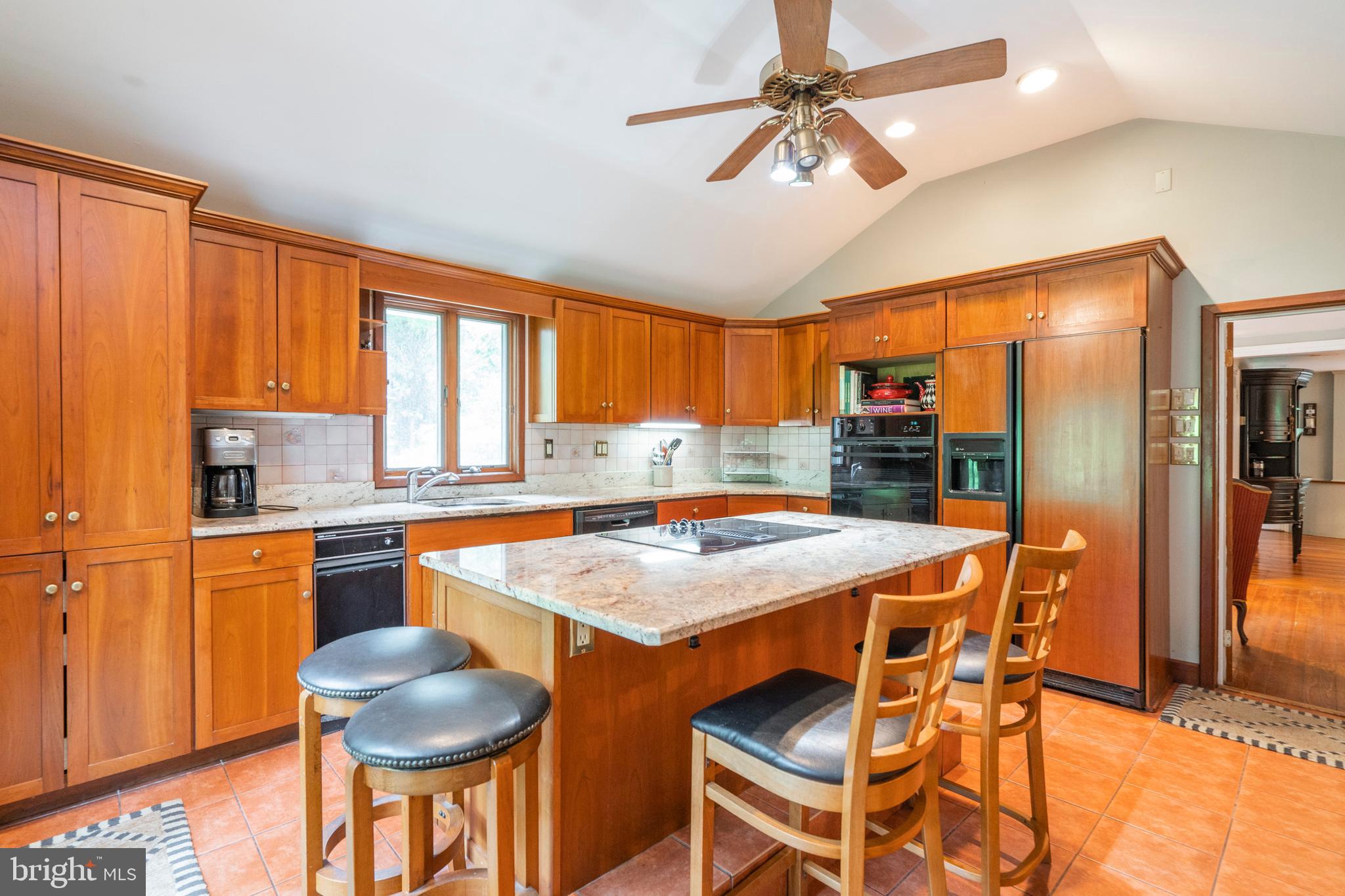 805 Brower Road Wayne, PA 19087 - Photo 6 of 33